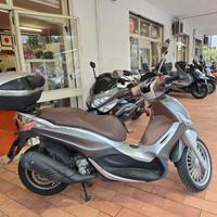 Piaggio Beverly 300 i.e. E4 IN PROMO 2.600 €