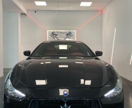 Maserati Ghibli V6 430 CV Q4