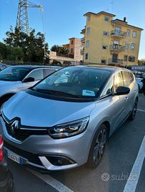 Renault Grand Scenic Blue dCi 120 CV Initiale Pari