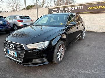 AUDI A3 1.6 TDI S-TRONIC Sport  Business 110cv AUT