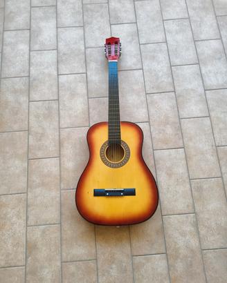 Chitarra a 6 corde, accordabile e fatta di legno