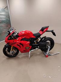Ducati Panigale V4 S