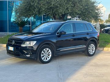 Volkswagen Tiguan 2.0 TDI SCR DSG Business BlueMot