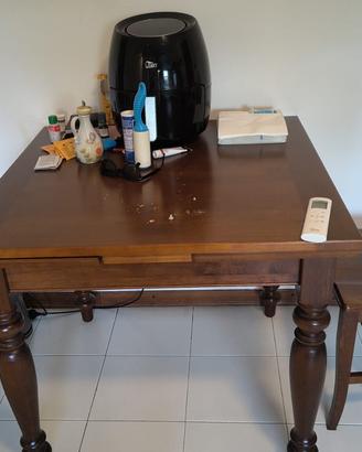 Tavolo da cucina 90x90 allungabile + 4 sedie