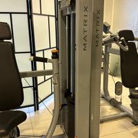 Attrezzature da palestra lotto completo