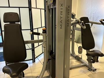 Attrezzature da palestra lotto completo