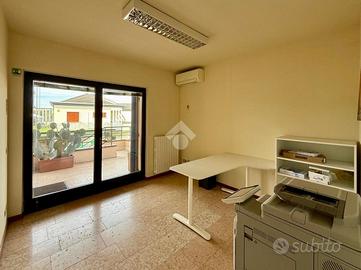 UFFICIO A SAN PIETRO IN CARIANO