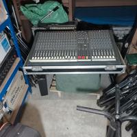 mixer soundcraft Spirit lx7 + microreverber Alesis