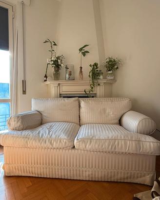 Divano due posti bianco 