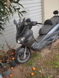 piaggio x9
