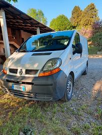 Renault trafic 1.9 dci 100cv NO IVA