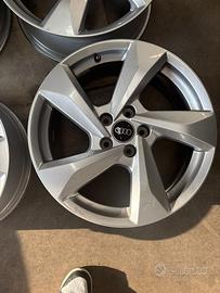 Cerchi in lega audi q3 18 pollici