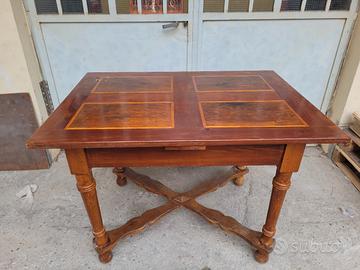 Tavolo antico con prolunga