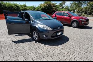 Ford Fiesta GPL valido 2032,full optional Titanium