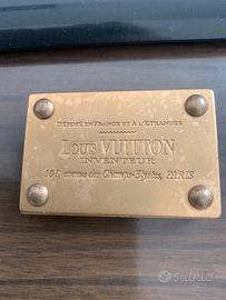 Piastra in ottone Louis Vuitton Inventeur