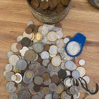 Intera bancarella mercatino