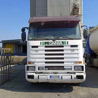 Camion cisterna mangimi