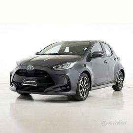Toyota Yaris Hybrid Active MY22