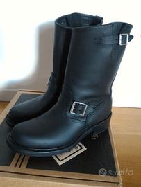 Stivali walker simili sendra boots