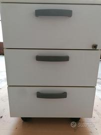 Cassettiera da ufficio con ruote Marchio Tecno