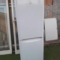 Frigorifero congelatore Indesit 