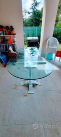 Tavolo in cristallo