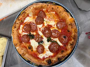 Pizzaiolo aiuto pizzaiolo