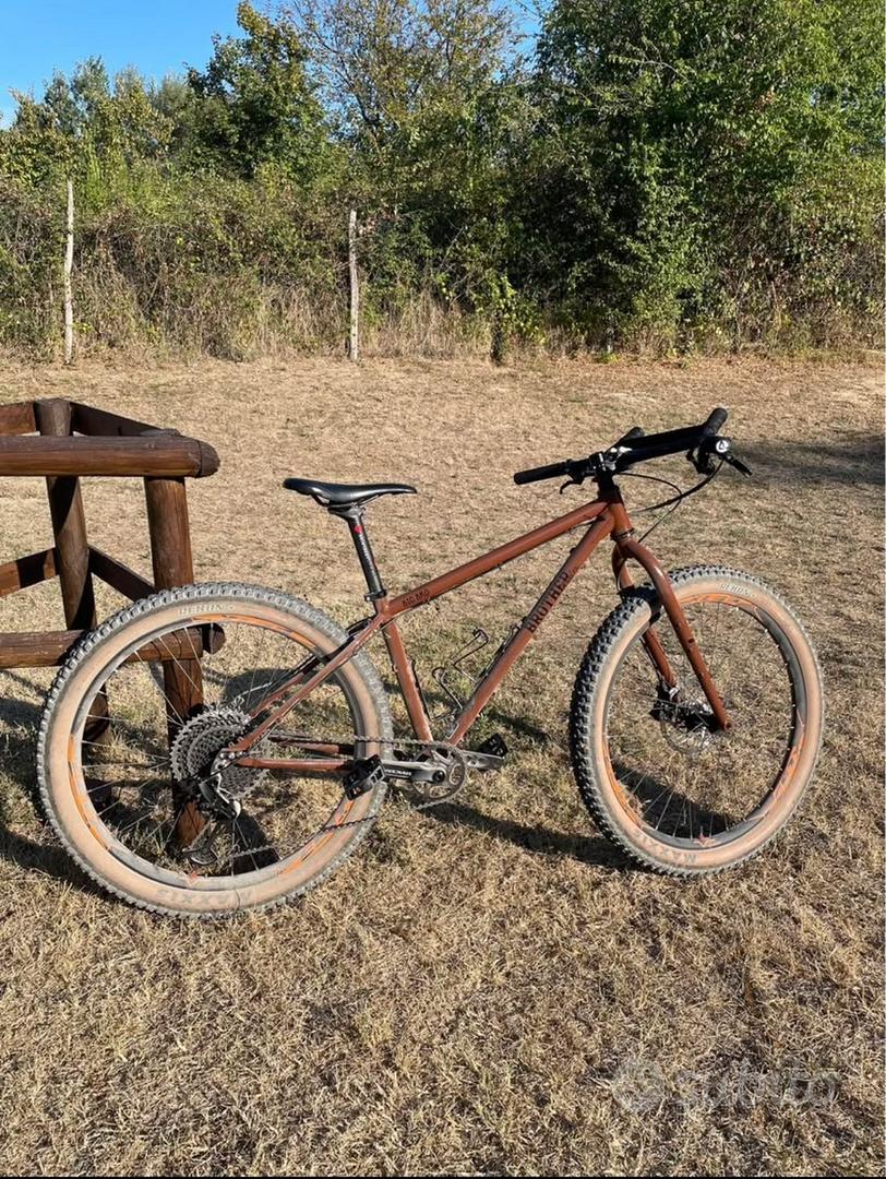 Decathlon Punta Forte Sulla Mtb Con Bici E Abbigliamento Rockrider - Foto 7