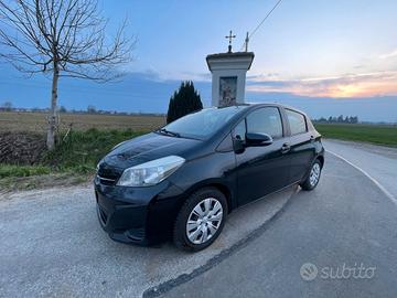 Yaris 1.3 100CV Lounge