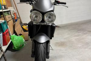 Triumph Street Triple 675 R
