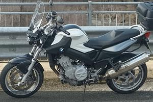 Bmw f800 st - con carena f800r