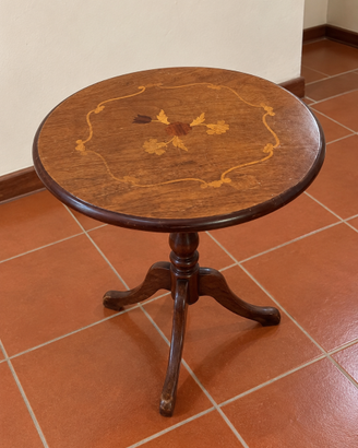 Tavolino rotondo