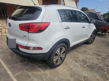 kia  sportage 