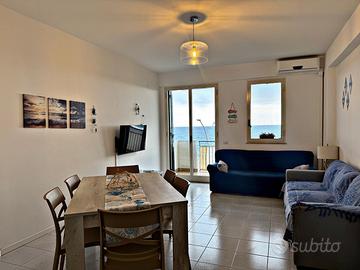 Appartamento fronte mare Mascali