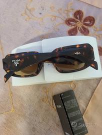 Prada occhiali da sole nuovi ,usati un paio di