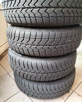 cerchi e gomme antineve 5.5x14H2 ET35