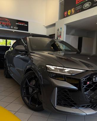 Audi RSQ8 performante641cv pronta consegna in sede