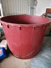  6 mastelli in plastica a Sapri super prezzo bomba