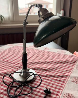 Lampada ministeriale Lariolux
