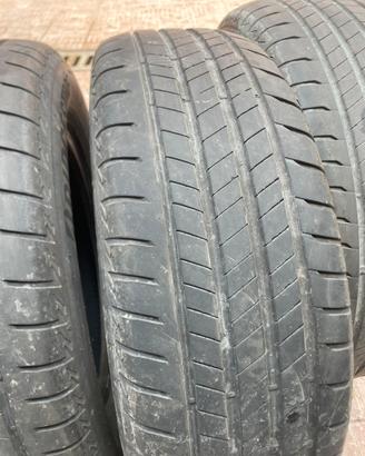 Bridgestone turanza 225/65/17