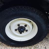 Gomme e cerchi defender r16