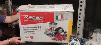 SPREMI POMODORO PER SALSE