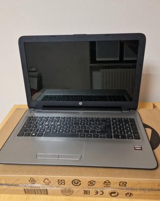 Pc portatile, specifiche in foto.