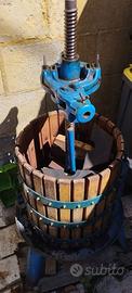 torchio per uva, macina,  serbatoi