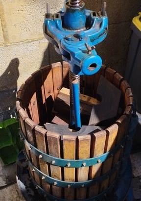 torchio per uva, macina,  serbatoi