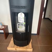 TERMOSTUFA KLOVER A PELLET STYLE 220- 28,4 KW