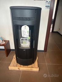 TERMOSTUFA KLOVER A PELLET STYLE 220- 28,4 KW