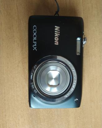 Nikon coolpix S2700