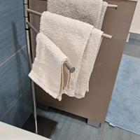 Piantana porta asciugamani