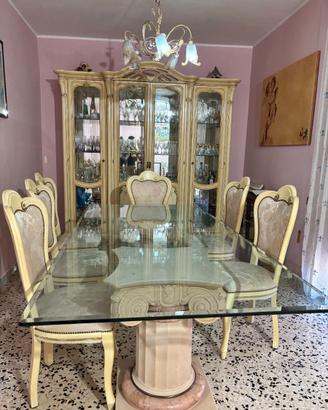 Tavolo di cristallo da soggiorno